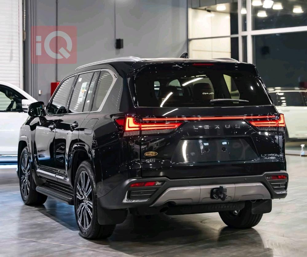 Lexus LX